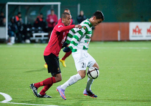 Koyar Salimi, Västerås håller i boll