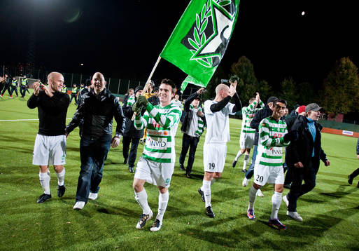 Västerås firar sin serievinst, Filip Mårtensson bär