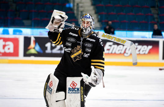 Viktor Fast, målvakt AIK byts ut