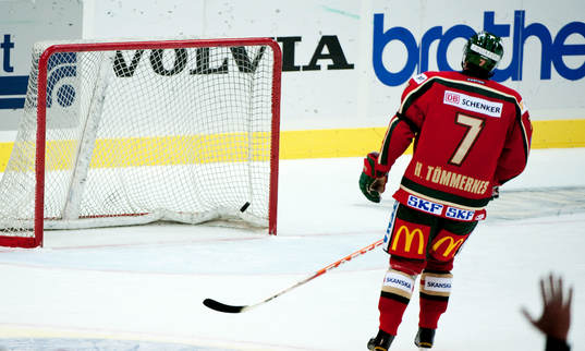 Bläddra bland fler bilder av Ishockey, Elitserien, Frölunda - Timrå