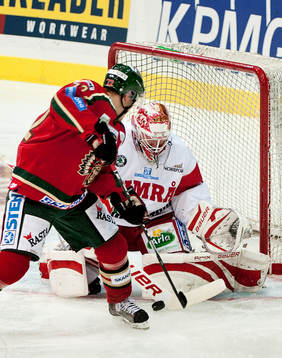 Robin Lindqvist, Frölunda, Juha Pitkämäki, målvakt