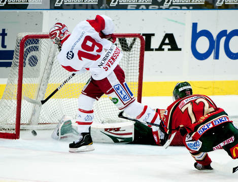 Björn Svensson, Timrå, gör 2-4. Robin Lindqvist,