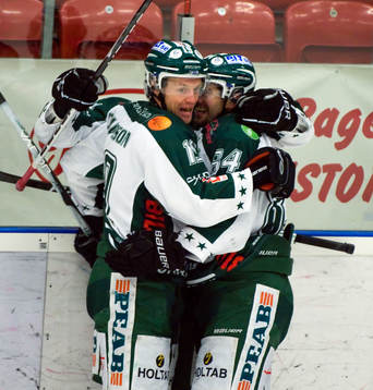 Matthew Davidson och Janos Vas, Tingsryd, jubel