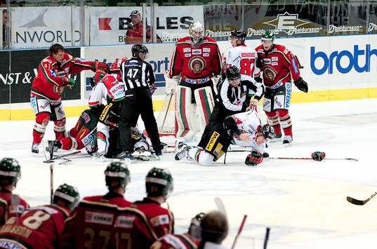 Bläddra bland fler bilder av Ishockey, Elitserien, Frölunda - Modo