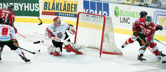 Toni Koivisto, Frölunda, Tuomas Tarkki, målvakt Modo