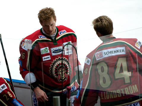 Christoph Schubert, Frölunda, skadas och får utgå