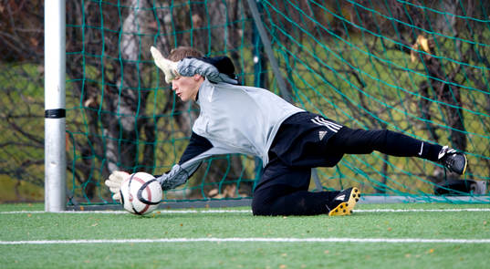 Straffräddning, Jonathan Lundsberg, målvakt, IFK