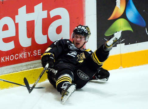 Victor Ahlström, AIK