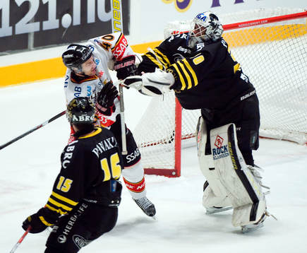 Pär Arlbrandt, Luleå och Viktor Fast, målvakt, AIK