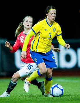 Johanna Almgren, Sverige