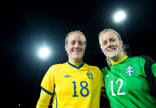 Tvillingarna Marie och Kristin Hammarström