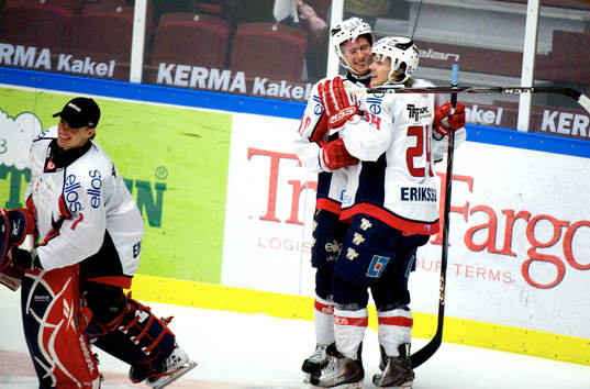 Jubel i Borås. Henrik Eriksson, Borås avgör 5-4