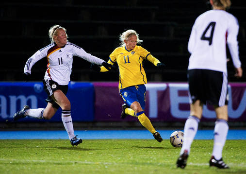Annika Doppler, Tyskland, jagar Jonna Andersson, Sverige