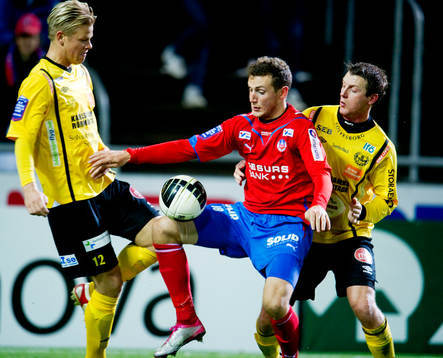 Alexander Gerndt, Helsingborg mot 2 Mjällby spelare