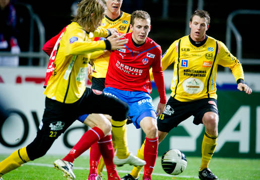Alexander Gerndt, Helsingborg mot 3 Mjällby spelare