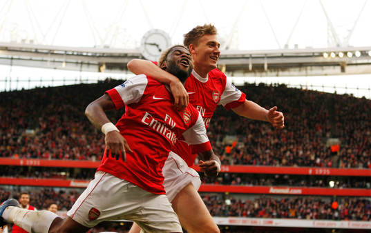 Alexandre Song, Arsenal, jubel med Nicklas Bendtner