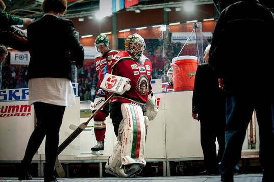 Bläddra bland fler bilder av Ishockey, Elitserien, Frölunda - HV71