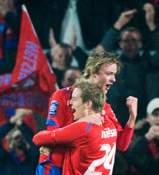 0-1, Rasmus Jönsson, Helsingborg, som grattas av Marcus