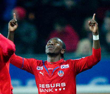 0-2 May Mahlangu, jubel och tackar högre makter