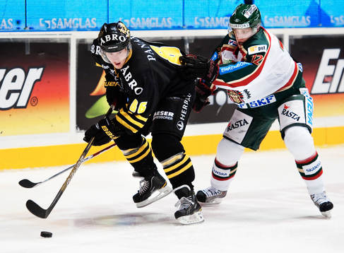 Oscar Ahlström, AIK, och Robin Dahse, Frölunda