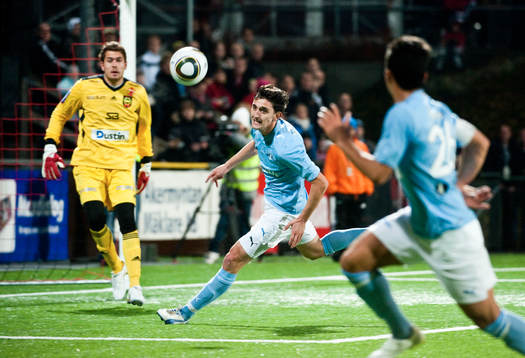 Agon Mehmeti, Malmö ar framme och nosar på bollen