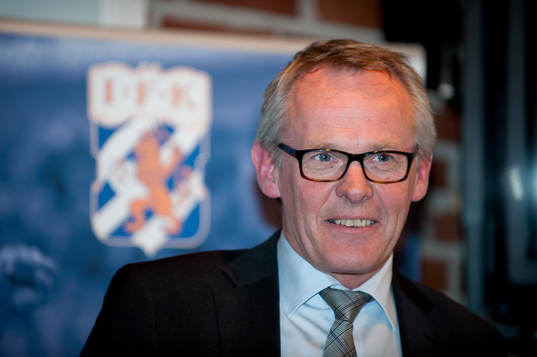 Klubbdirektör, Seppo Waihela