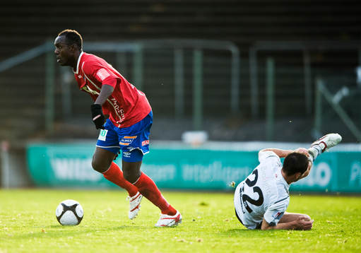 Oliver Karekezi, Öster