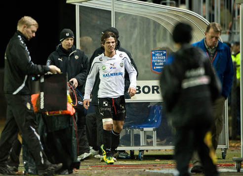 Nordin Gerzic, Örebro, skada, lämnar planen