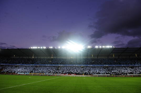 Swedbank Stadion, Arena