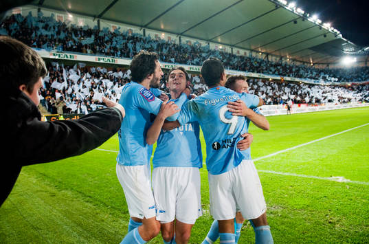 Agon Mehmeti, Malmö gjorde 2-0. Jubel, glädje
