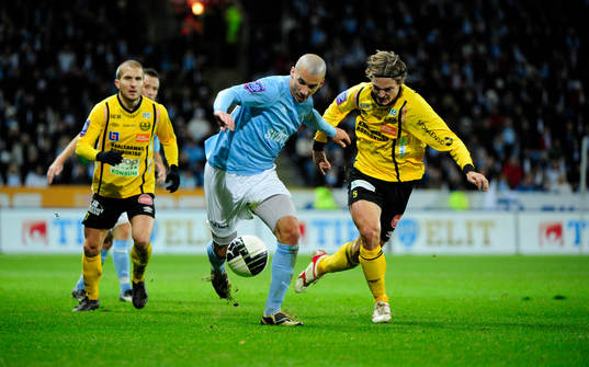 Guillermo Molins, Malmö och William Leandersson, Mjällby