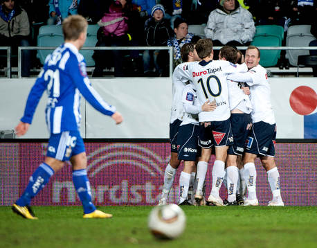 Dragan Kapcevic, Gefle, gör 2-2. Jubel