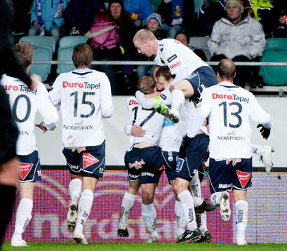 Dragan Kapcevic, Gefle, gör 2-2. Jubel