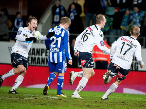 Dragan Kapcevic, Gefle, gör 2-2. Jubel
