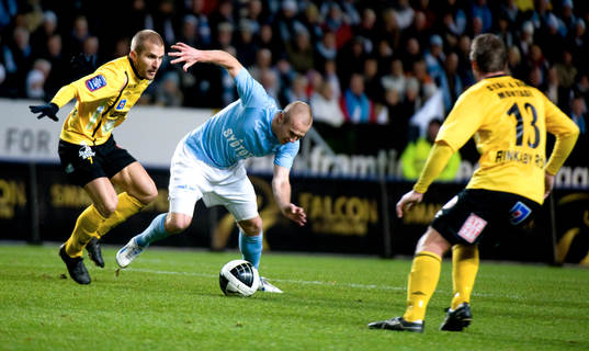 Daniel Larsson, MFF