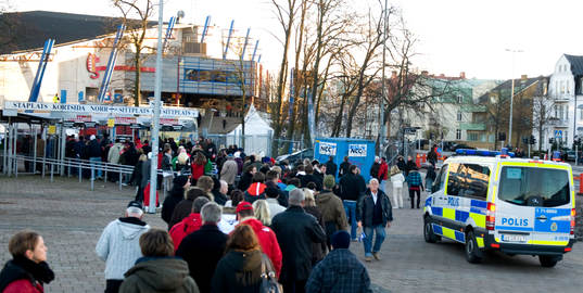 Kö till insläppen på Olympia