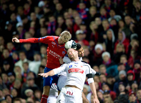 Marcus Nilsson, Helsingborg, nickduell med Tobias Carlsson,