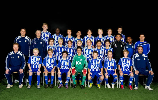 Bakre raden från vänster: Jakob Sellhed, Clint Yamoah,
