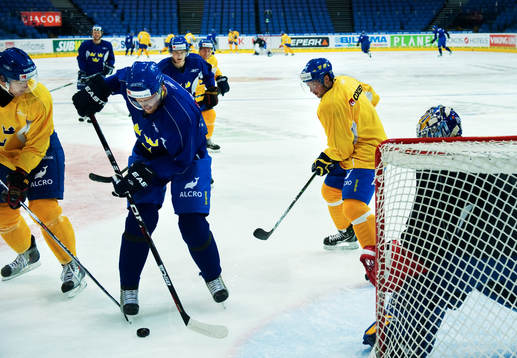 Robert Nilsson, till höger