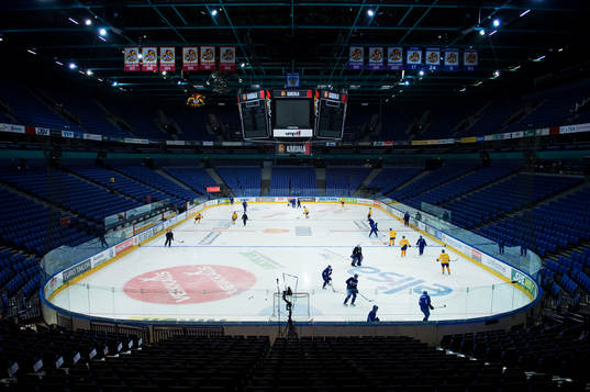 Sverige tränar i Hartwall Arena i Helsingfors