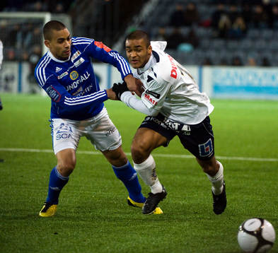 Billy Berntsson, Sundsvall och James Frempong, Gefle