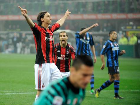 Zlatan Ibrahimovic, Milan gjorde 1-0 på straff. Jubel