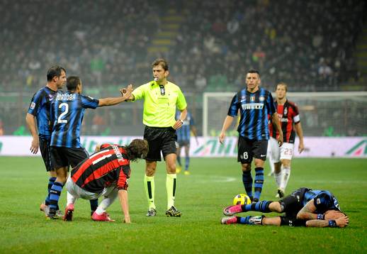 Zlatan Ibrahimovic, Milan knockade ner Marco Matterazzi,