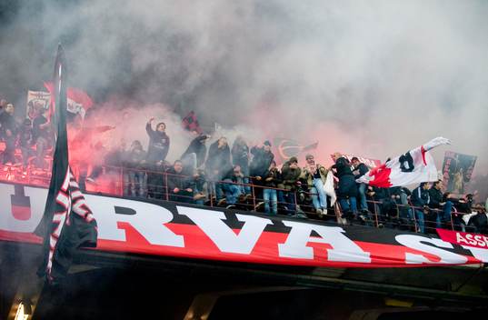 Milan fansen jublade på Curva Sud