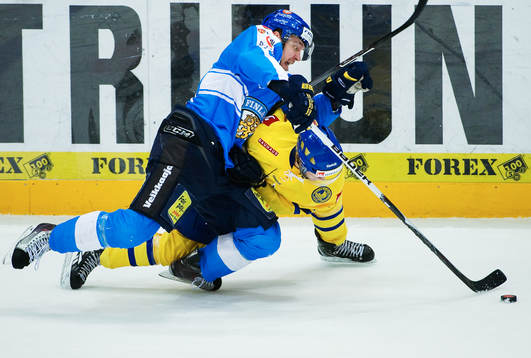 Teemu Laine, Finland, kör över Marcus Krüger, Sverige
