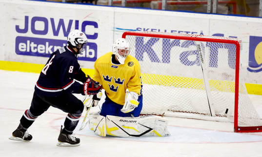 Robbie Russo, USA avgör med sin straff, Niklas Lundström,