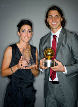 Zlatan Ibrahimovic fick guldbollen och Therese Sjögran