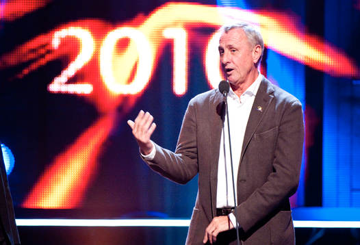 Johan Cruyff delar ut stipendie