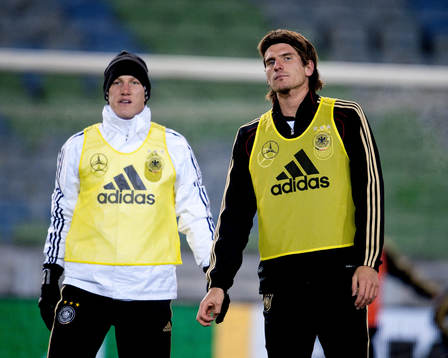 Bastian Schweinsteiger, Mario Gomez