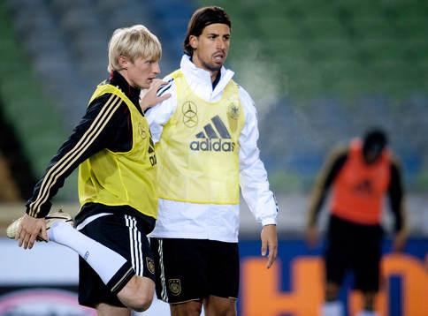 Andreas Beck, Sami Khedira